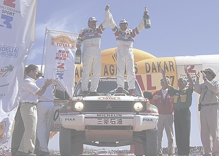 パリダカラリー優勝　篠塚建次郎