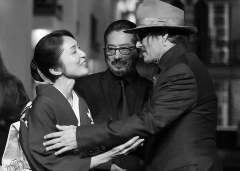 女優　岩瀬顕子